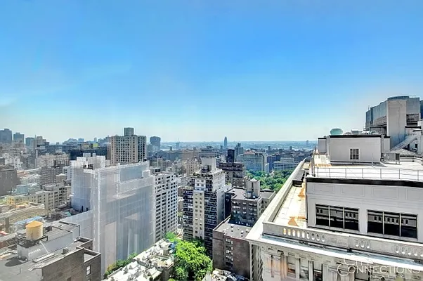 Sold by City Connections Realty | media 7