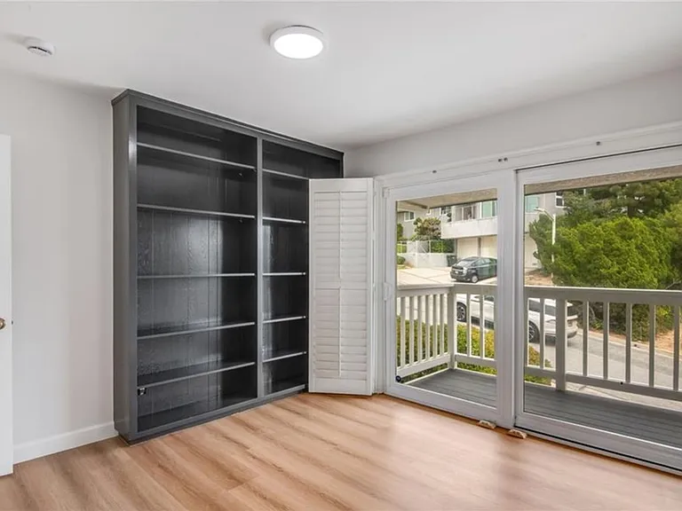 7183 Avenida Altisima — Photo 20