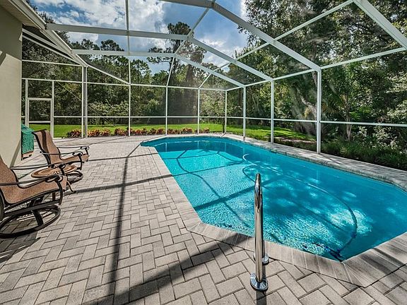 2nd image of 1457 E Lake Woodlands Pkwy