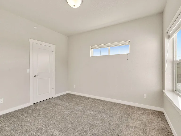 820 Schlagel St #7 — Photo 17