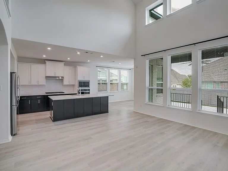 1132 Spring Gulch Ln — Photo 7