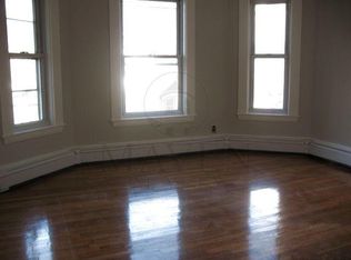 69 Rice St #2, Cambridge, MA 02140