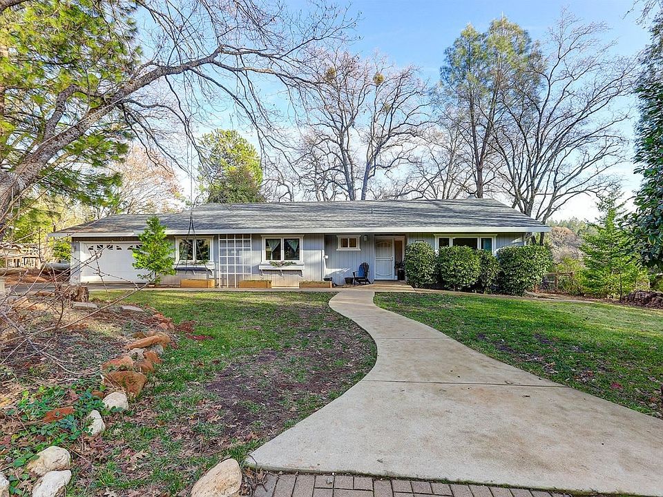 1st image of 16141 Langley Pl