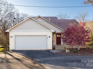 64 Cisco Rd, Asheville, NC 28805