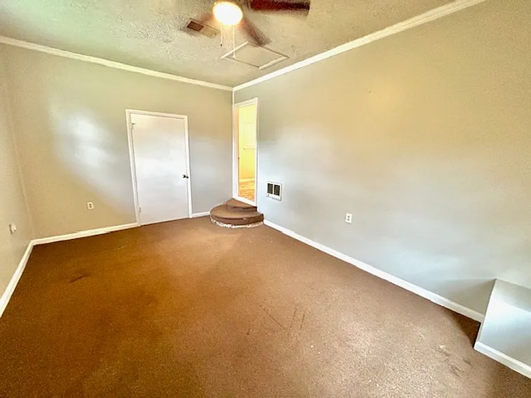 3305 E Tucker Dr NW — Photo 8
