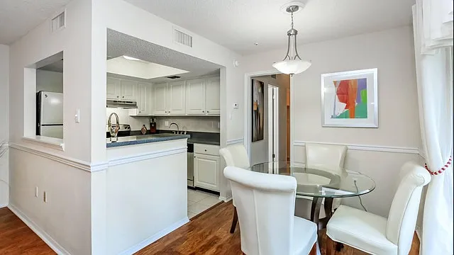 Classic Apartment Home Classic Apartment Home