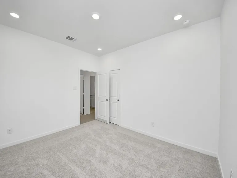 1062 Blue Stone Dr — Photo 37