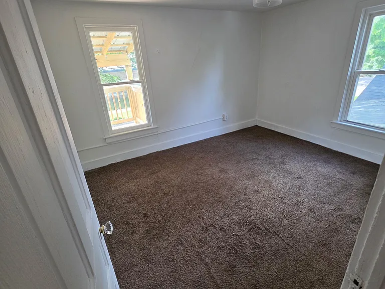 1208 Princeton Ave #B — Photo 6