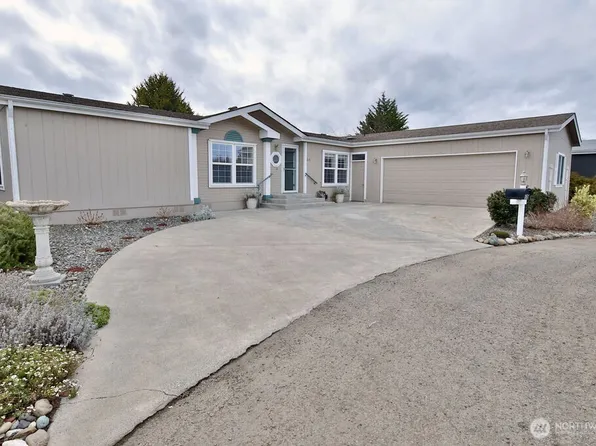 616 N 7th Avenue, Sequim, WA 98382
