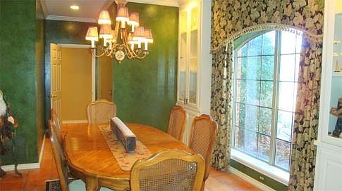 2nd image of 1 Brass Lantern Ct