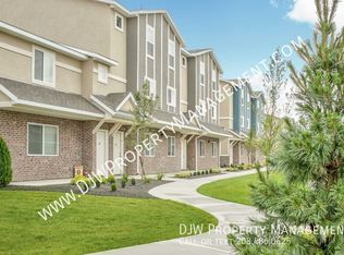 3715 N Centrepoint Way UNIT J107, Meridian, ID 83646