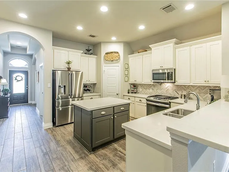 6209 Llano Stage Trl — Photo 5