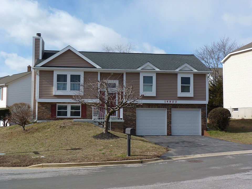 1st image of 14900 Falconwood Dr