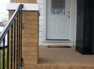 22 Redwood Ave, Edison, NJ 08817