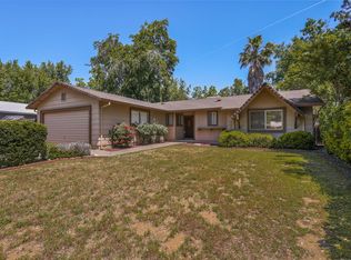 294 Newport Dr, Redding, CA 96001