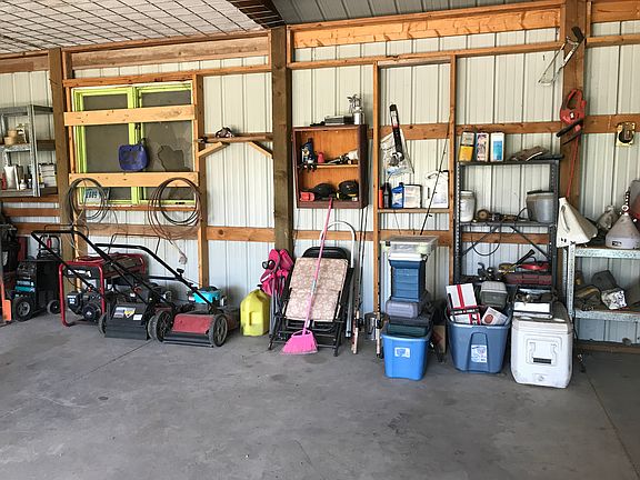 2nd image of 14 Foxtail Ln