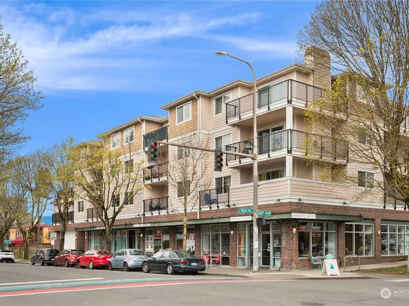 107 20th Avenue #203, Seattle, WA 98122