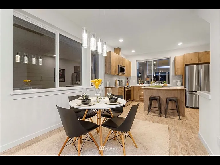 9221 Ashworth Ave N #C — Photo 14