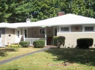 38 Dunstable St, Lawrence, MA 01843