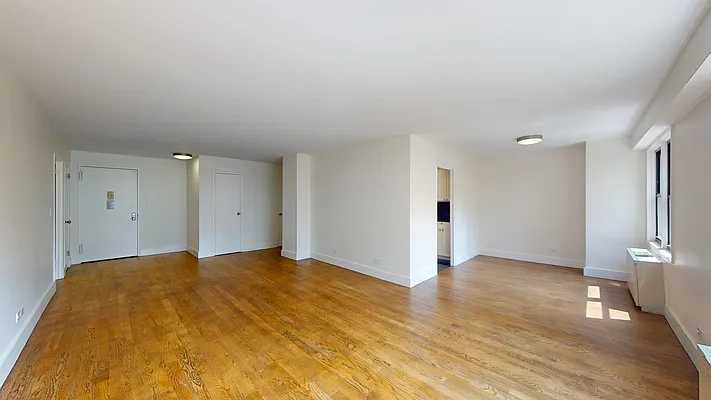 Rented by Bond New York | media 6