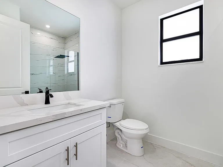 1222 Sheldon Ave — Photo 7