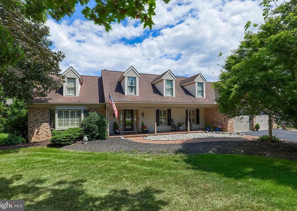 1st image of 231 Farmstead Ln