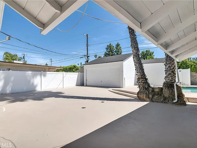 18234 Sugarman St — Photo 23