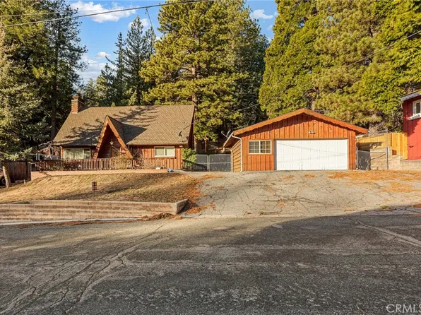 2158 Spring Oak Dr, Running Springs, CA 92382