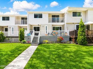 421 Willow Rd E #2, Staten Island, NY 10314