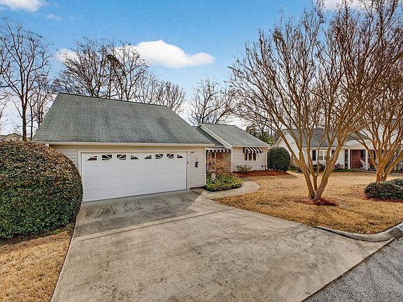 2nd image of 200 Creek Forest Dr