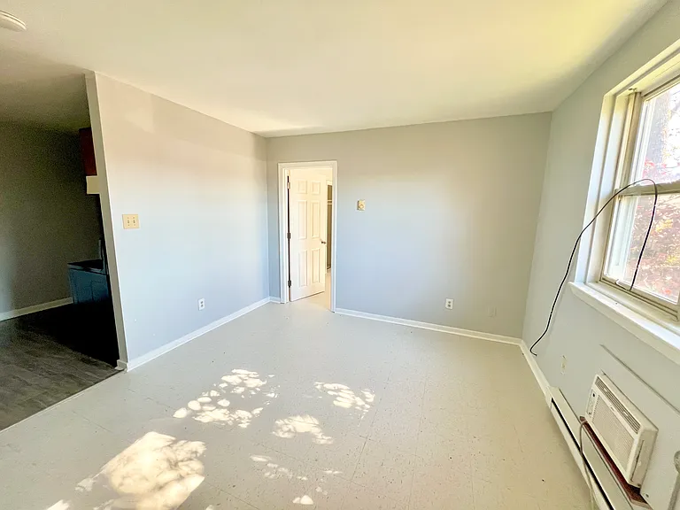 523 Ashlawn Dr #5-3 — Photo 5