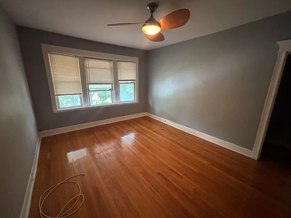 7109 S Michigan Ave #2