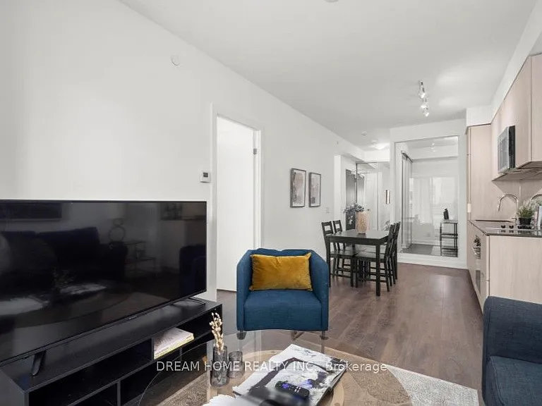 609 Avenue Rd #306 — Photo 11