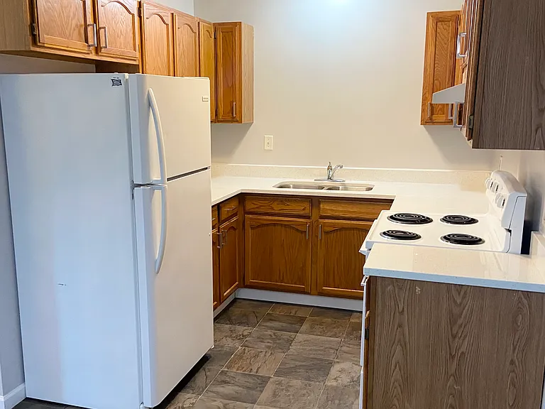 405 Lamore Ln #2 — Photo 6