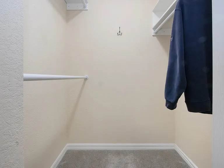 5548 Palmer Cir #102 — Photo 48