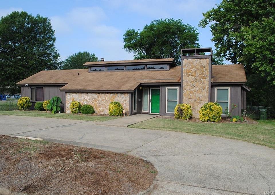 1st image of 4116 Powelldale Dr