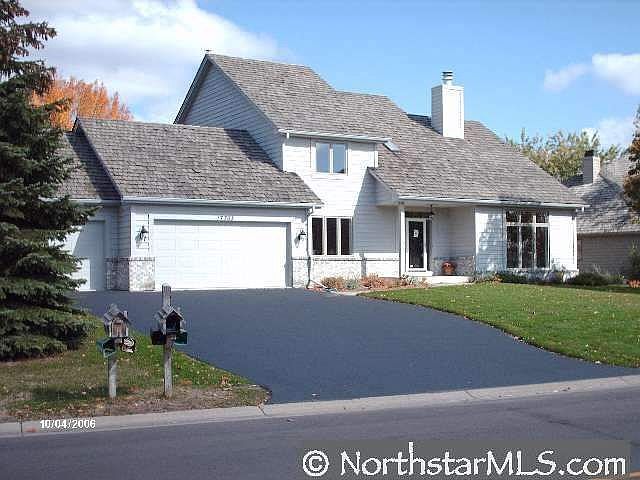 Home for Sale in Lakeville, MN $399,500
