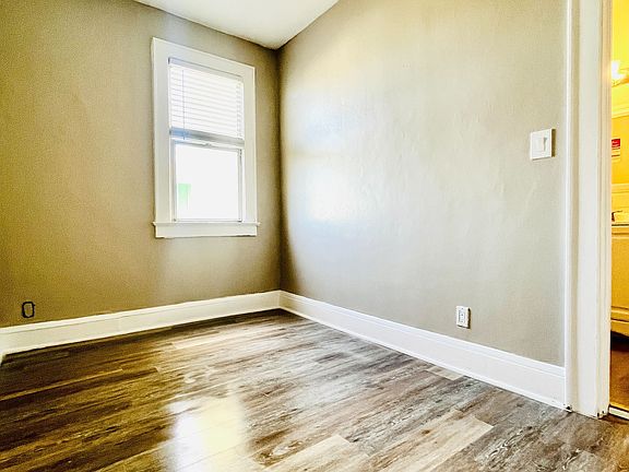 5th image of 311 S Grandview Ave