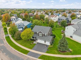 6765 Queensland Ln N, Maple Grove, MN 55311