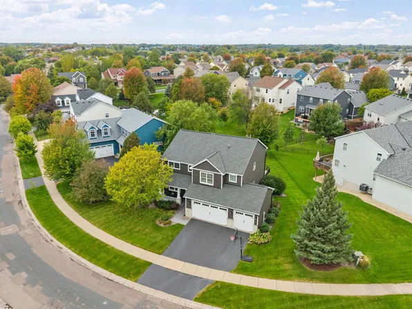 6765 Queensland Ln N, Maple Grove, MN 55311