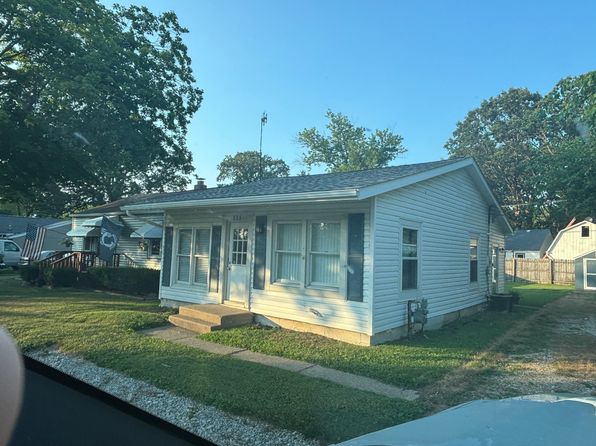 825 Vermilion Rd