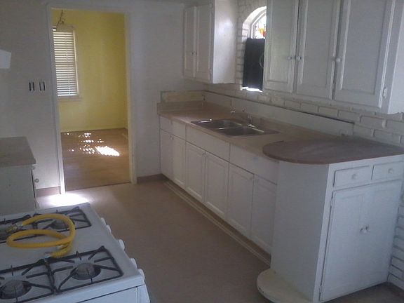 New kitchen cabinets and counters