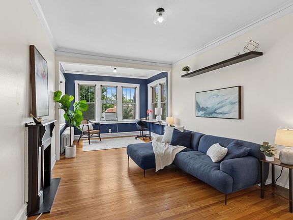 4th image of 240 S Maple Ave APT 3W