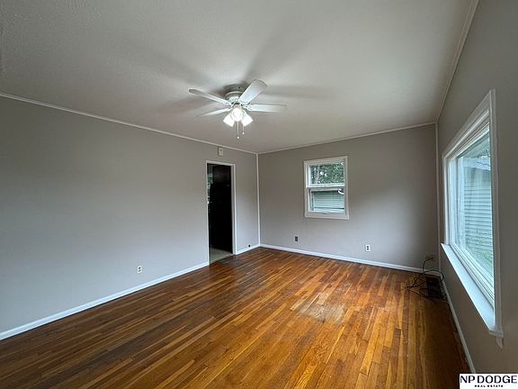 2nd image of 6325 Spaulding St