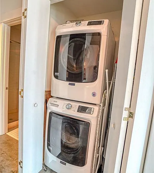 245 N Highland Ave NE #411 — Photo 14