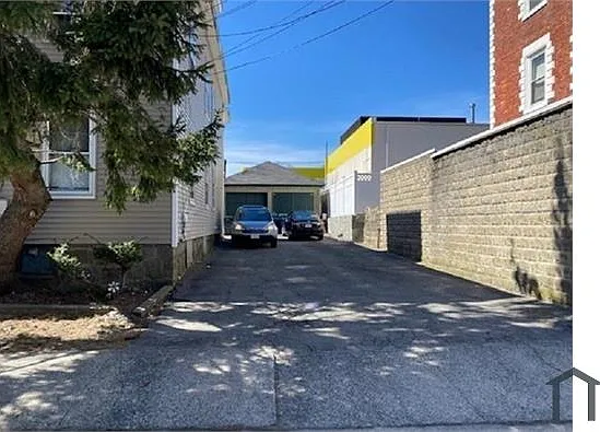 4 Harrison Ave #3 — Photo 9