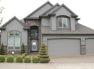 14243 SE Rolling Meadows Dr, Happy Valley, OR 97086