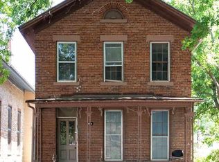 904 Rhode Island St, Lawrence, KS 66044