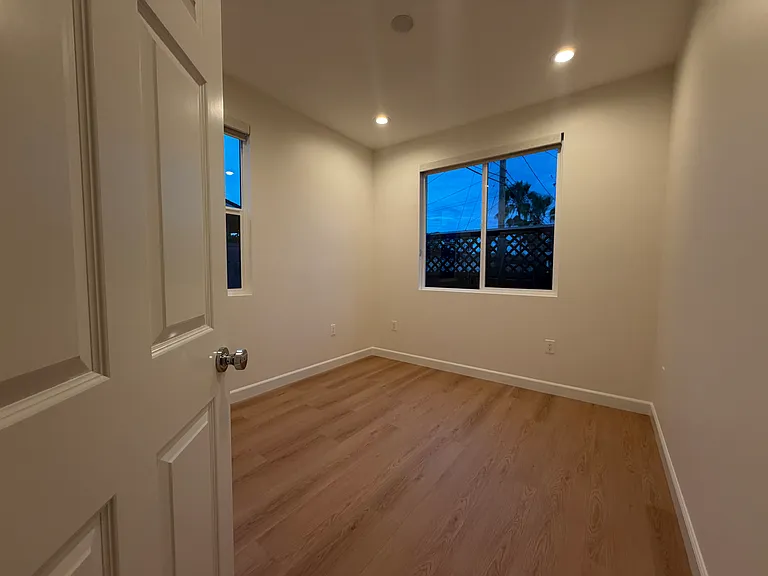 1140 N Buena Vista St #1142 — Photo 14