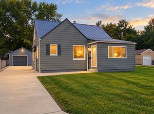435 9th St, Struthers, OH 44471